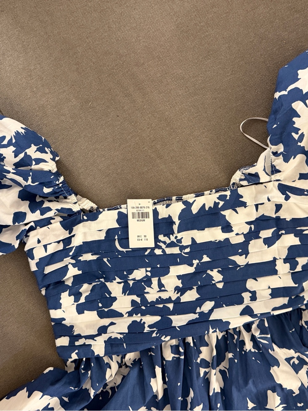 Abercrombie & Fitch Emerson Blue White Floral Puff Sleeve Midi Dress M NWT - Picture 3 of 6